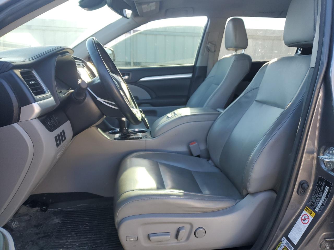2018 Toyota Highlander VIN 5TDJZRFH5JS911287 Copart auction photo, rear end / undercarriage damage thumbnail 7