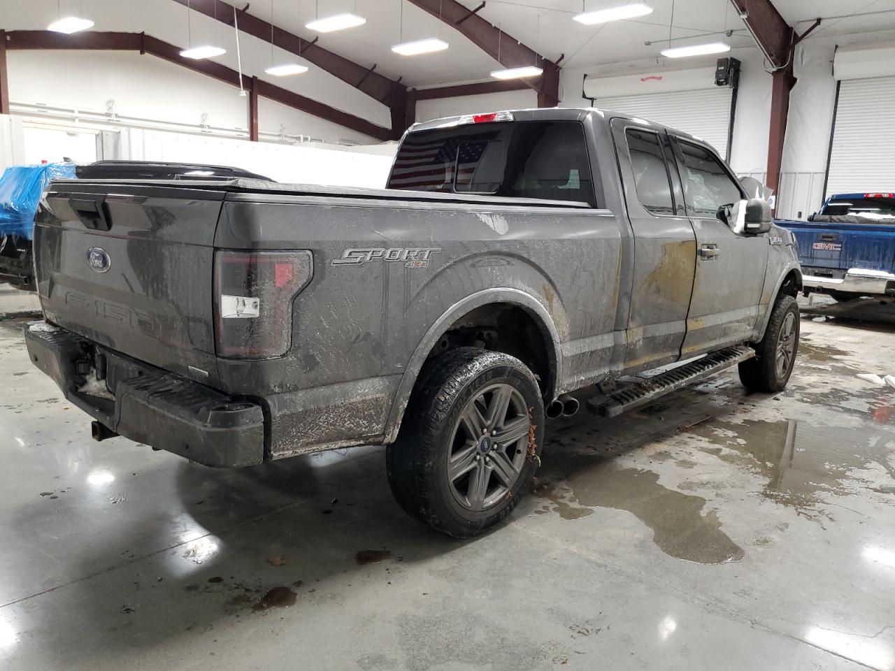 2020 Ford F-150 VIN 1FTEX1EP5LKD63481 Copart auction photo, rollover / all over damage thumbnail 3