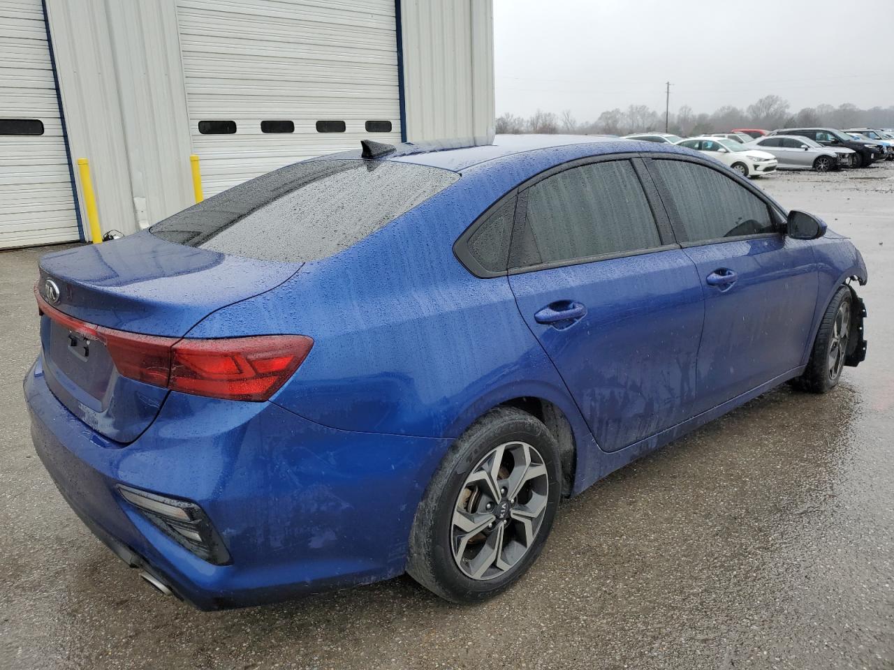 2020 KIA Forte VIN 3KPF24AD1LE261310 Copart auction photo, front end damage thumbnail 3