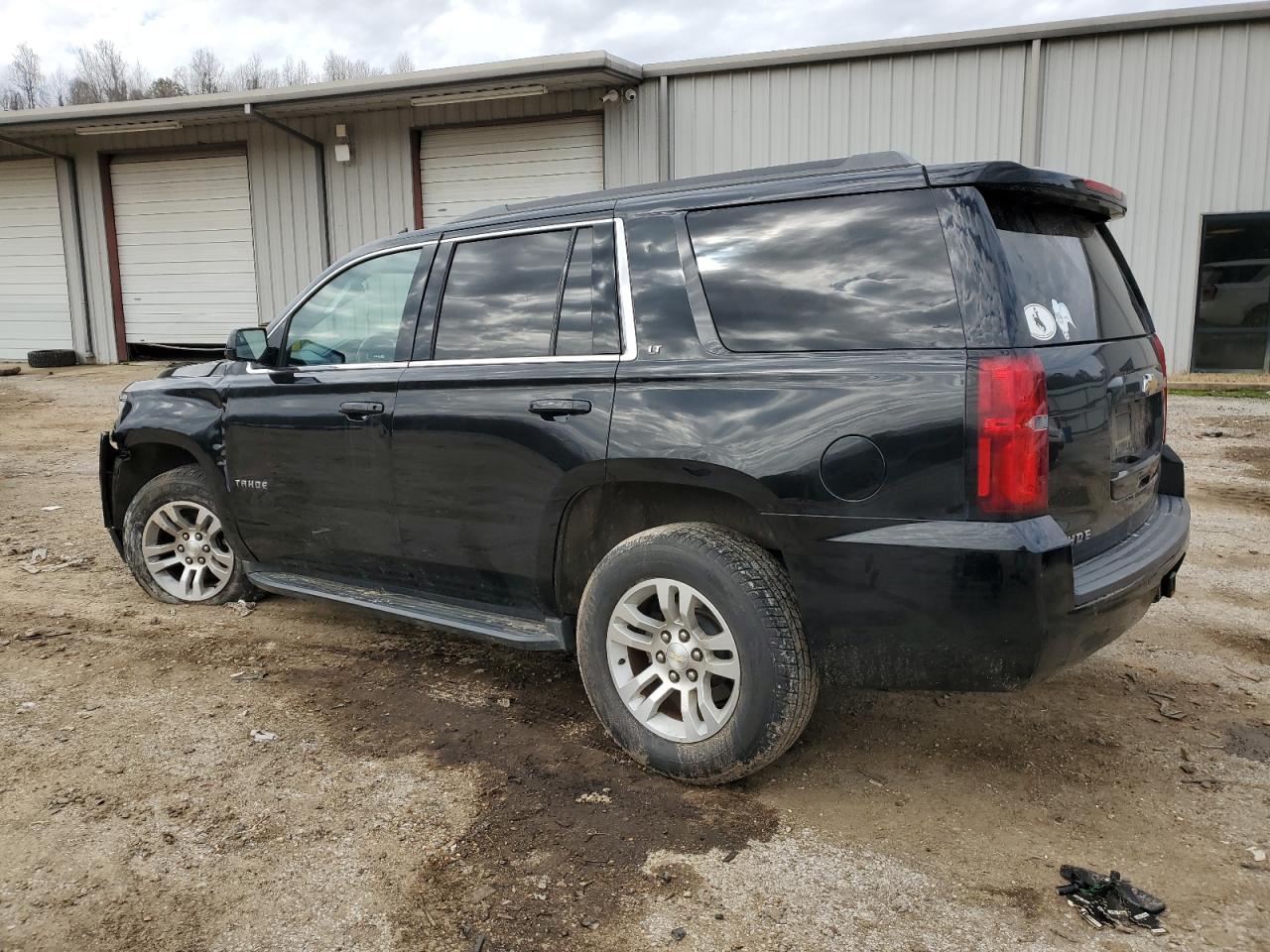 2017 Chevrolet Tahoe VIN 1GNSCBKC7HR163407 Copart auction photo, side / front end damage thumbnail 2