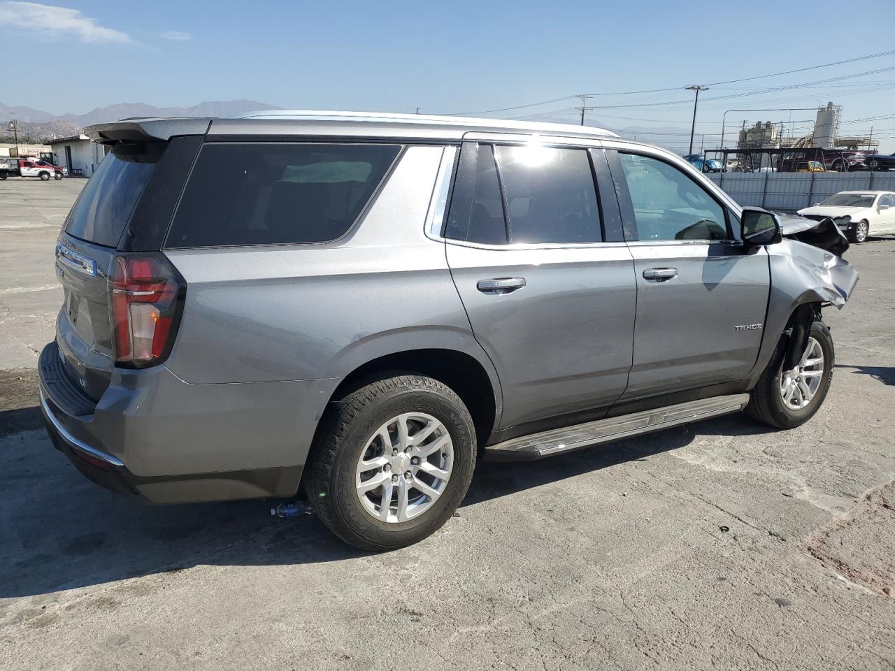2021 Chevrolet Tahoe VIN 1GNSCNKD5MR227948 Copart auction photo, front end damage thumbnail 3