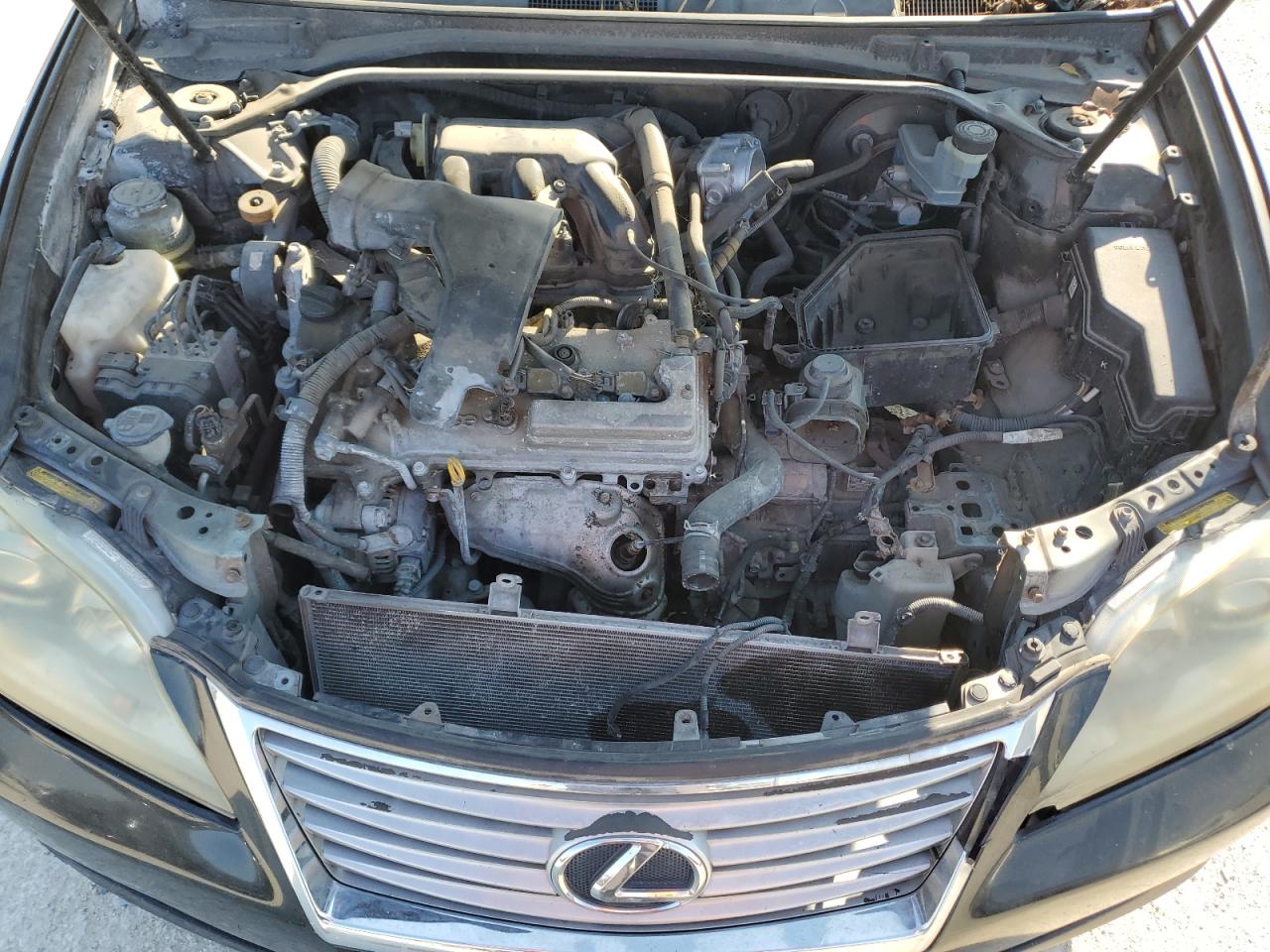 2011 Lexus ES VIN JTHBK1EG9B2430324 Copart auction photo, mechanical / minor dent/scratches damage thumbnail 11