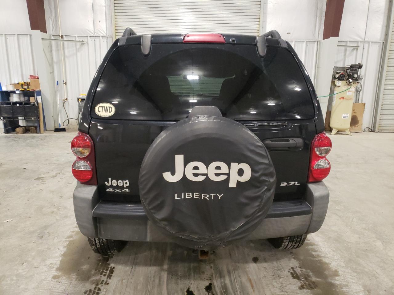 2007 Jeep Liberty (North America) VIN 1J4GL48KX7W500879 Copart auction photo, front end / side damage thumbnail 6