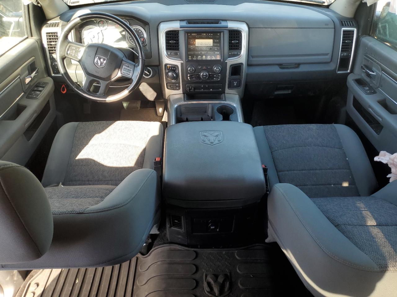 2016 RAM 1500 VIN 1C6RR7LT2GS400983 Copart auction photo, rear end / side damage thumbnail 8