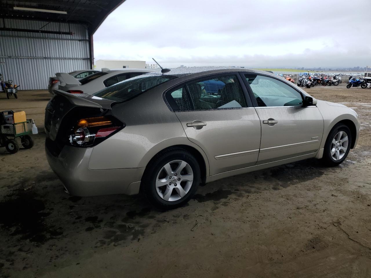 2009 Nissan Altima VIN 1N4CL21E99C155450 Copart auction photo, rear end damage thumbnail 3