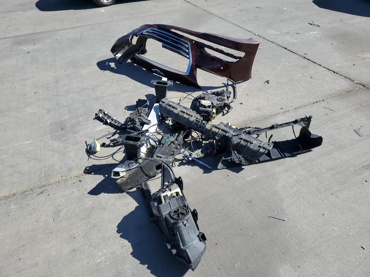 2015 Hyundai Genesis VIN KMHGN4JE2FU026744 Copart auction photo, front end damage thumbnail 14