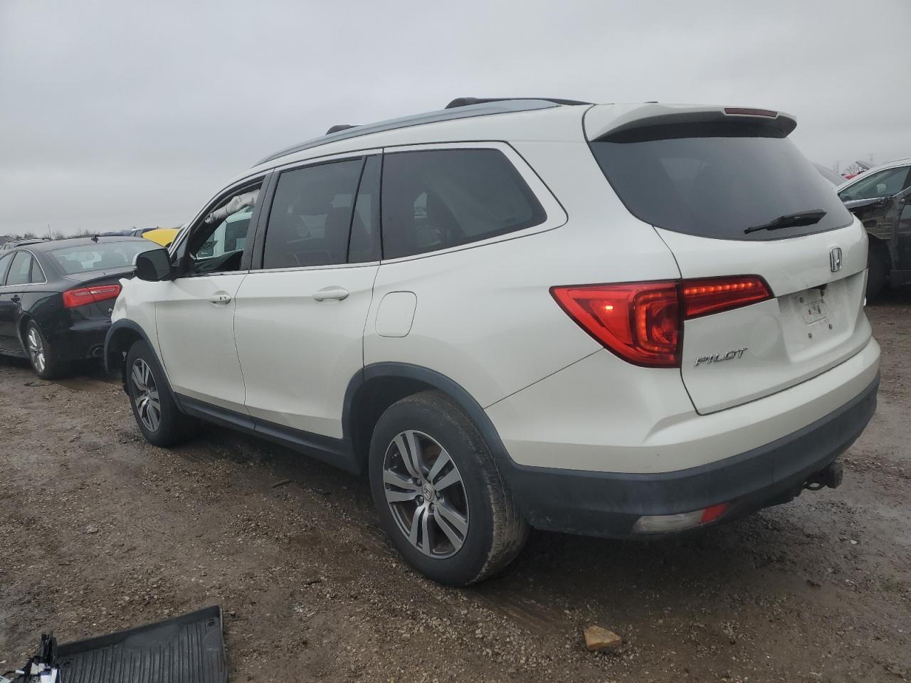2017 Honda Pilot VIN 5FNYF6H61HB022860 Copart auction photo, front end damage thumbnail 2