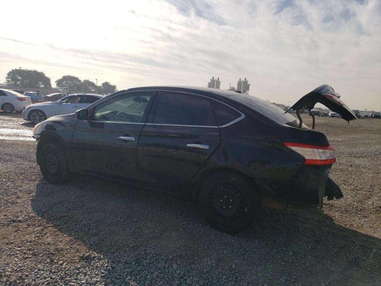 2015 Nissan Sentra VIN 3N1AB7AP9FL685343 Copart auction photo, front end / rear end damage thumbnail 2
