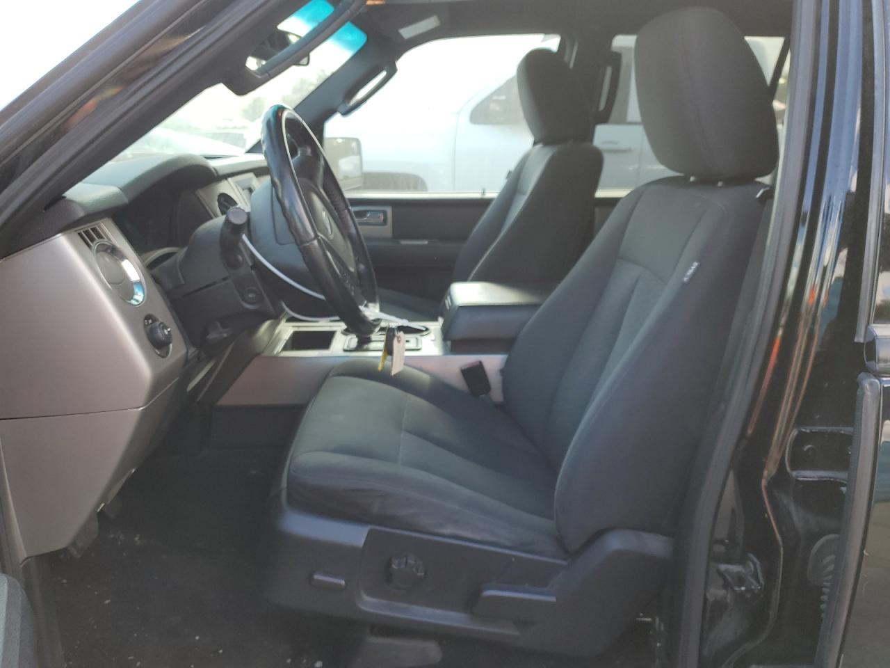 2017 Ford Expedition VIN 1FMJU1HT4HEA48690 Copart auction photo, front end damage thumbnail 7
