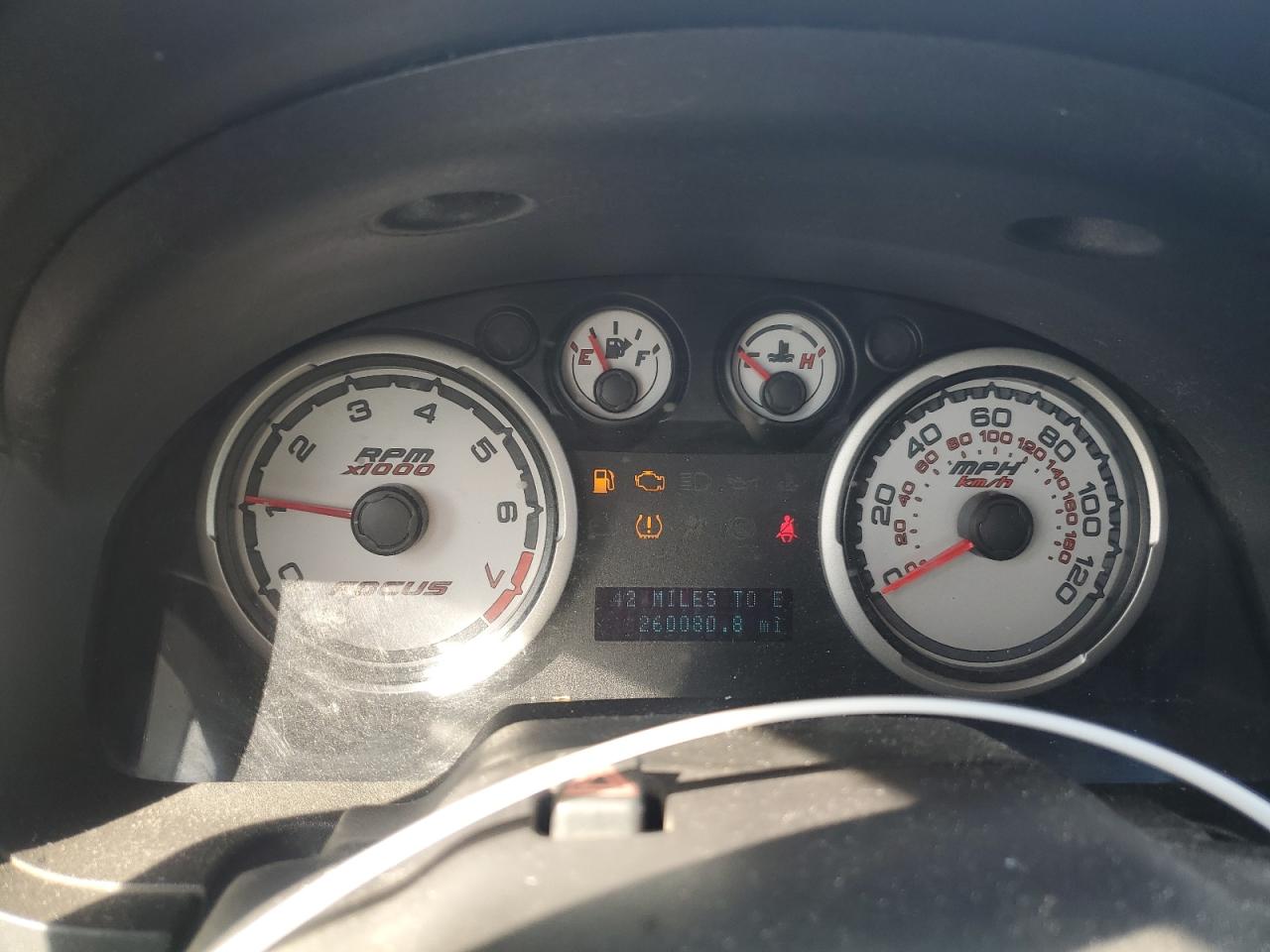 2008 Ford Focus VIN 1FAHP33NX8W224981 Copart auction photo, front end damage thumbnail 9
