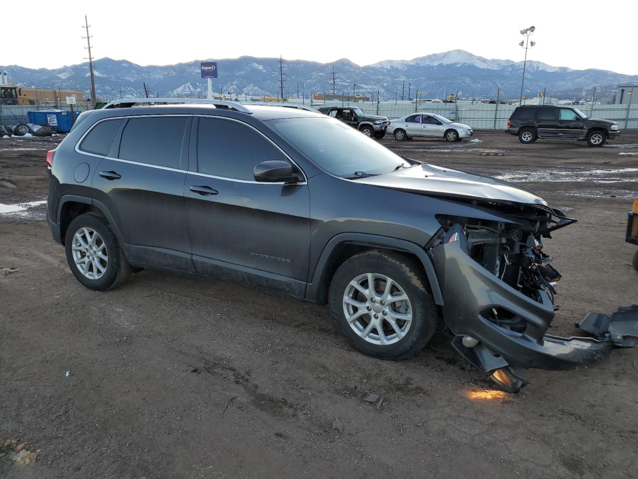 2016 Jeep Grand Cherokee VIN 1C4PJMCB5GW231886 Copart auction photo, front end / side damage thumbnail 4