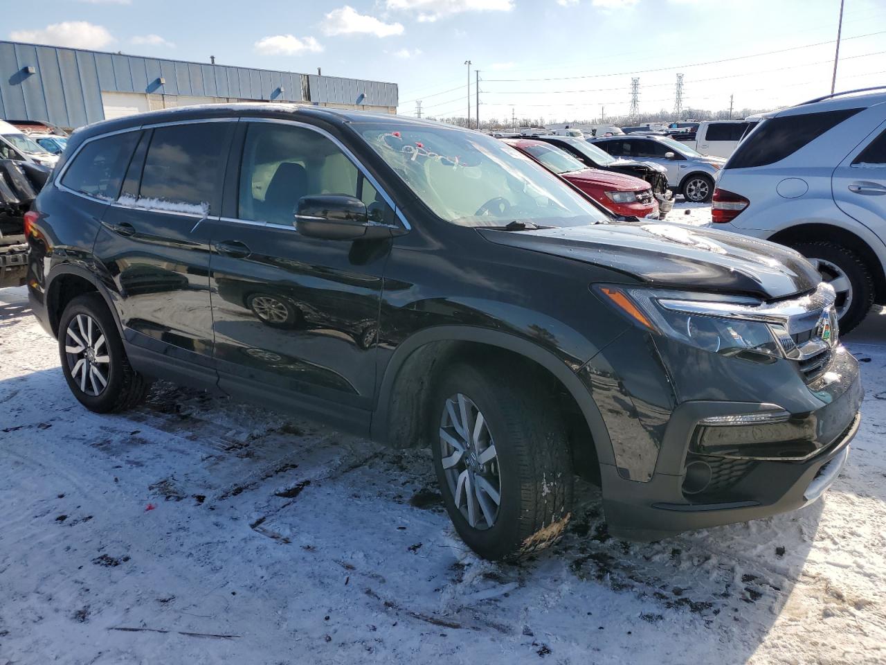 2021 Honda Pilot VIN 5FNYF6H53MB102839 Copart auction photo, front end / side damage thumbnail 4