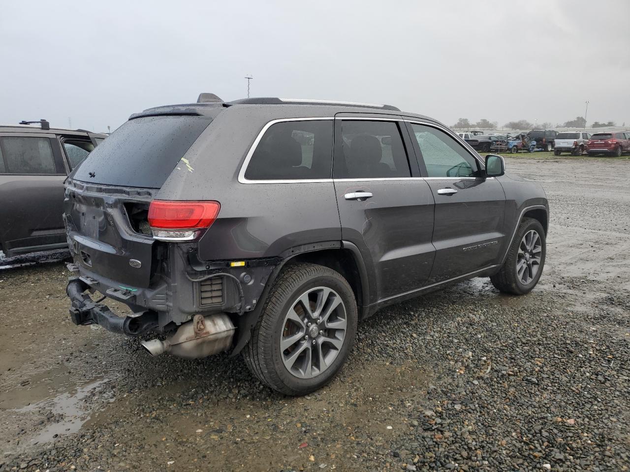 2017 Jeep Grand Cherokee VIN 1C4RJFCT4HC843545 Copart auction photo, rear end damage thumbnail 3