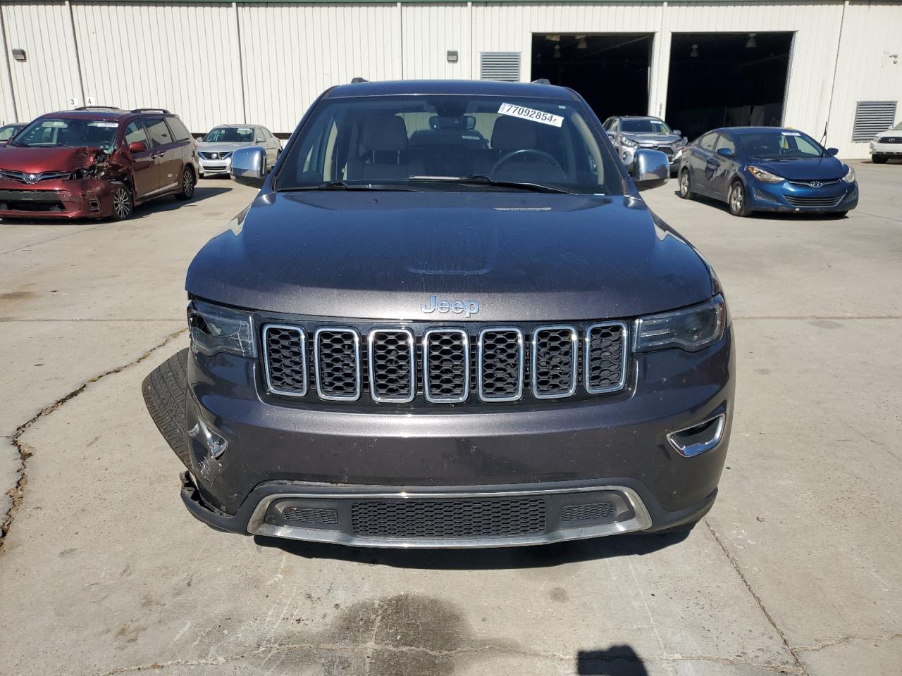 2019 Jeep Grand Cherokee VIN 1C4RJEBG3KC776331 Copart auction photo, front end damage thumbnail 5