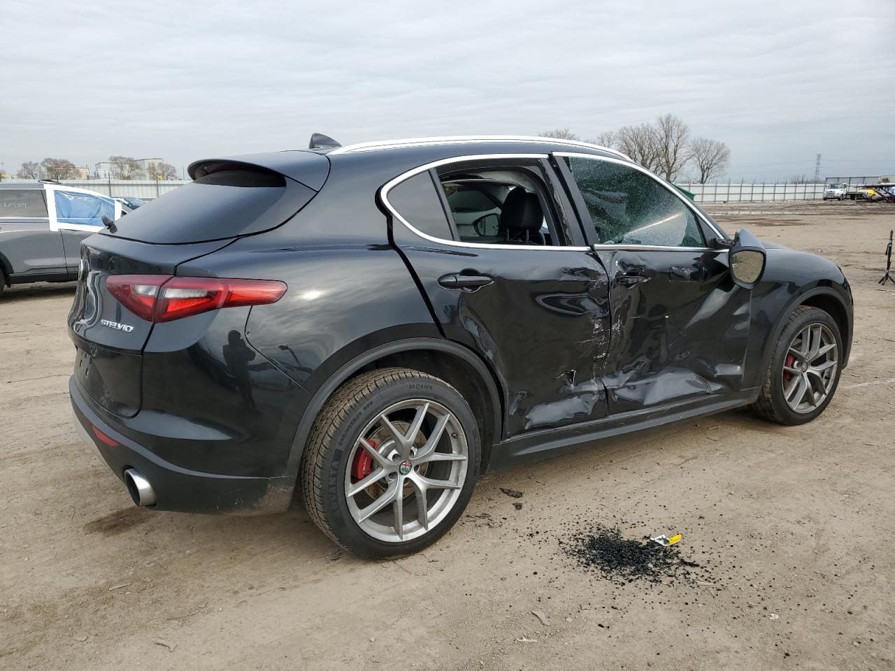 2018 Alfa Romeo Stelvio VIN ZASFAKBN3J7B90968 Copart auction photo, side / minor dent/scratches damage thumbnail 3