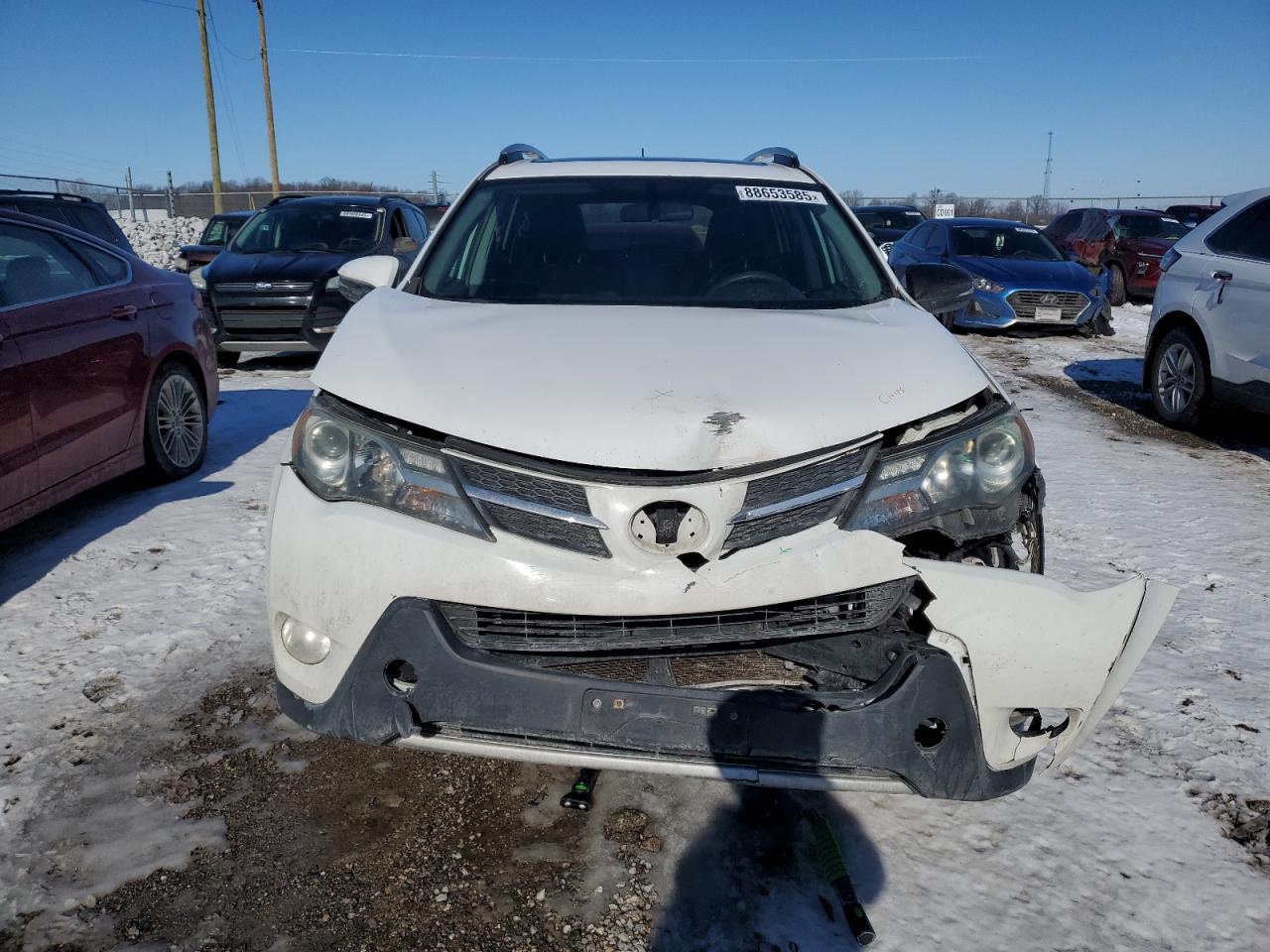 2015 Toyota RAV 4 VIN 2T3WFREV6FW132699 Copart auction photo, front end / minor dent/scratches damage thumbnail 5