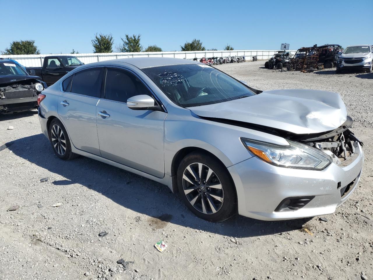 2016 Nissan Altima VIN 1N4AL3AP2GC161862 Copart auction photo, front end / rear end damage thumbnail 4