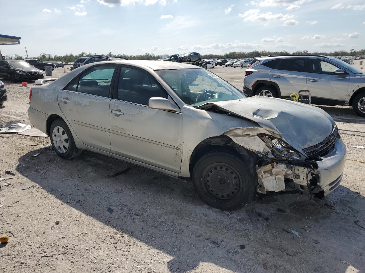 2004 Toyota Camry VIN 4T1BE32K64U886071 Copart auction photo, front end damage thumbnail 4