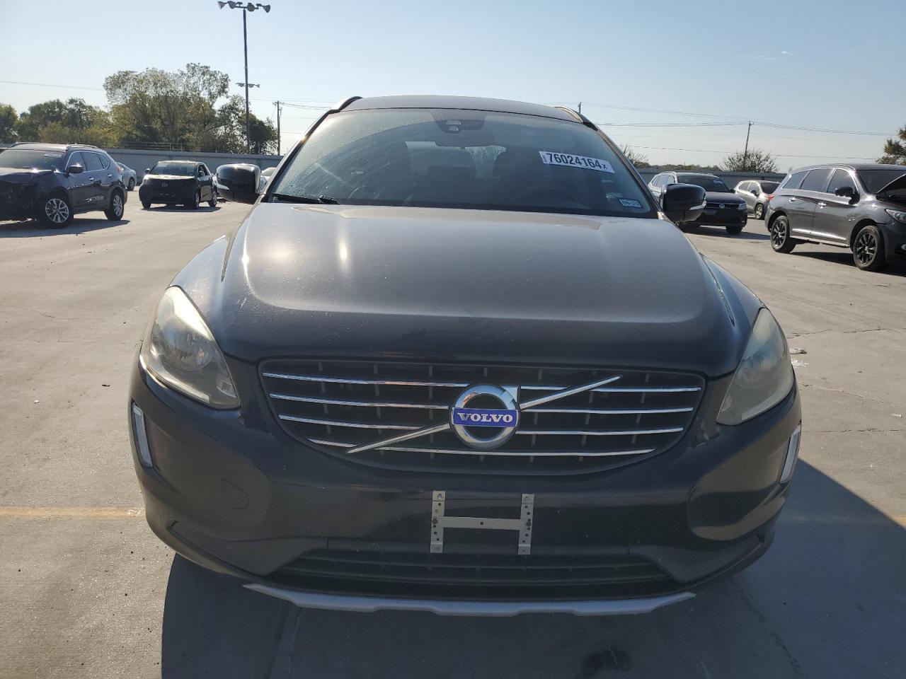 2016 Volvo XC60 VIN YV440MDJ5G2902778 Copart auction photo, hail damage thumbnail 5