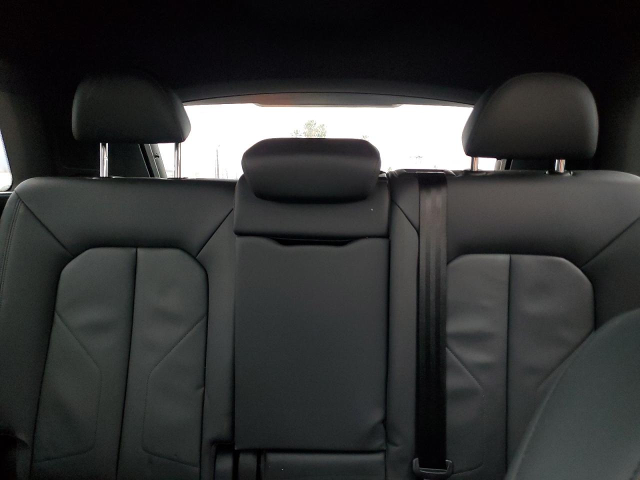 2019 Audi Q3 VIN WA1BECF39K1079706 Copart auction photo, burn / minor dent/scratches damage thumbnail 10