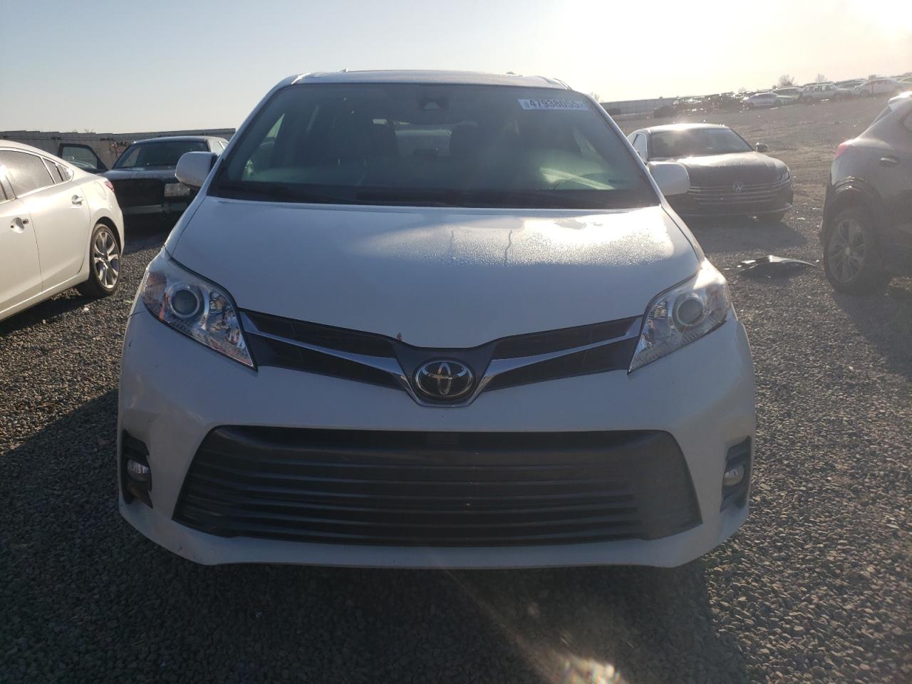 2018 Toyota Sienna VIN 5TDYZ3DC7JS903470 Copart auction photo, rear end damage thumbnail 5