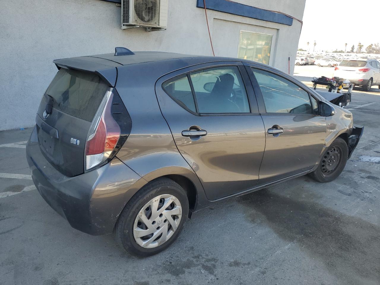 2015 Toyota Prius VIN JTDKDTB3XF1111549 Copart auction photo, front end damage thumbnail 3