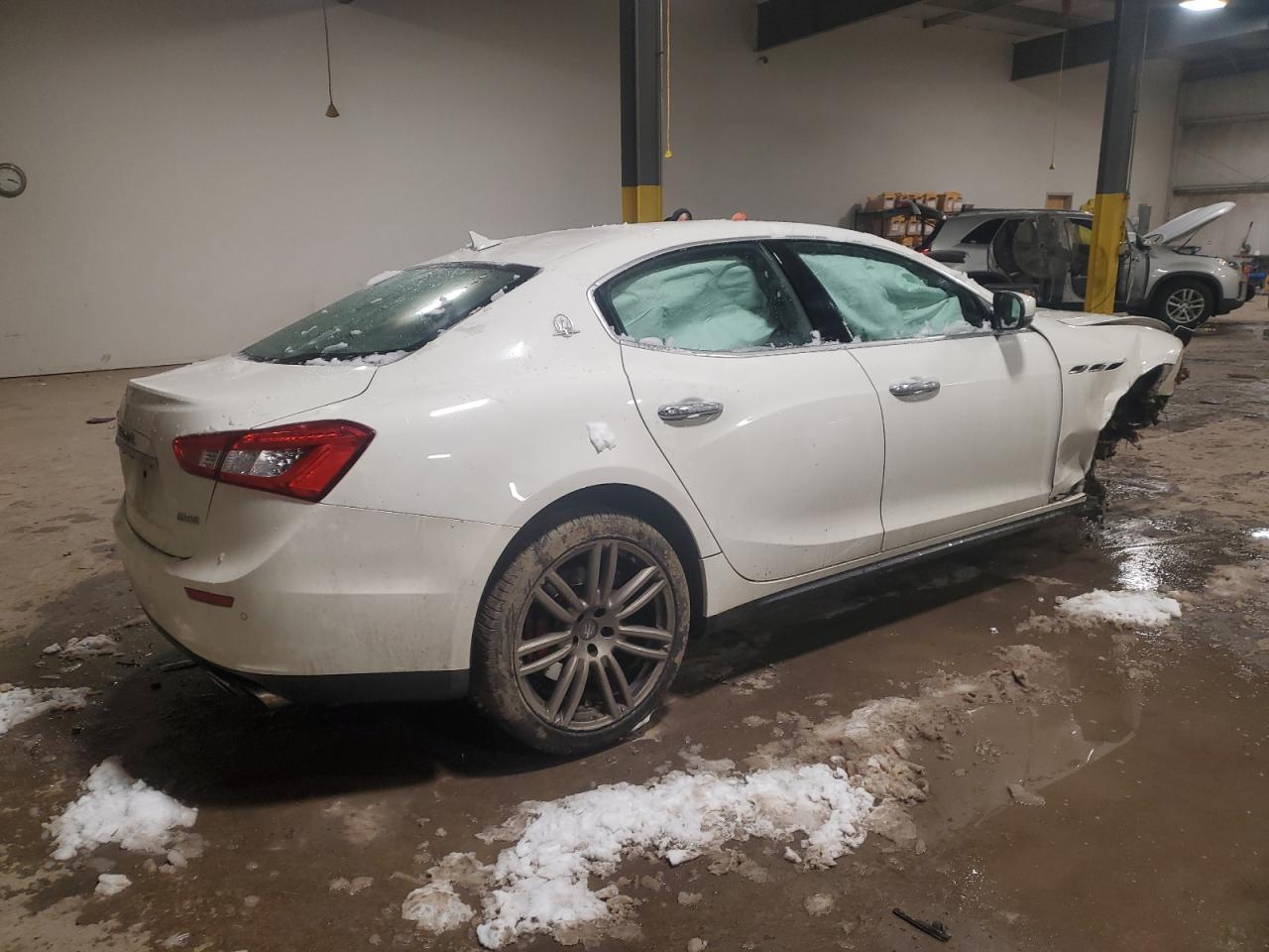 2017 Maserati Ghibli VIN ZAM57RTL4H1240956 Copart auction photo, front end damage thumbnail 3