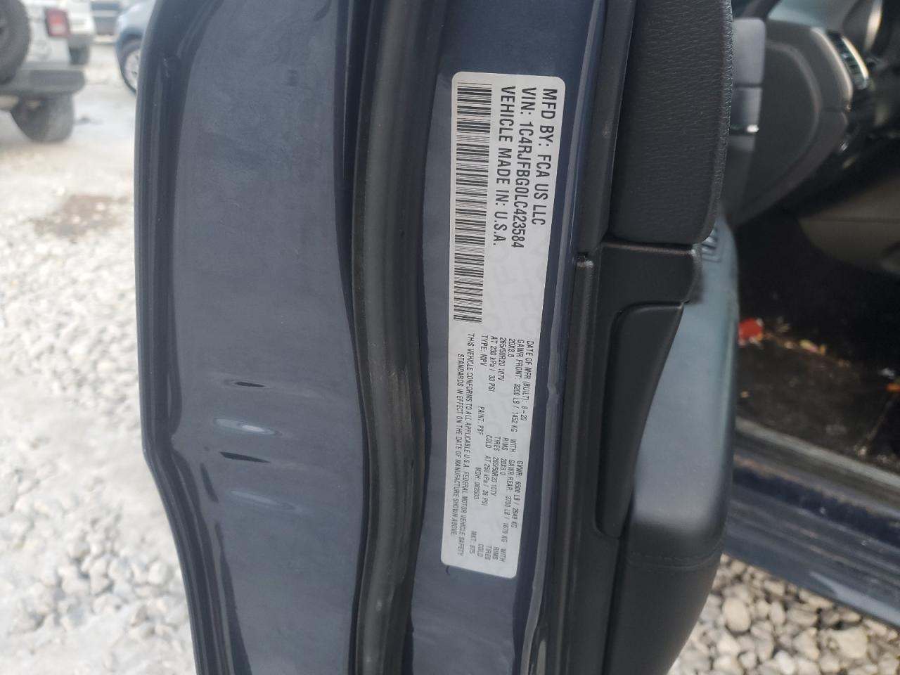 2020 Jeep Grand Cherokee VIN 1C4RJFBG0LC423584 Copart auction photo, rear end / front end damage thumbnail 12