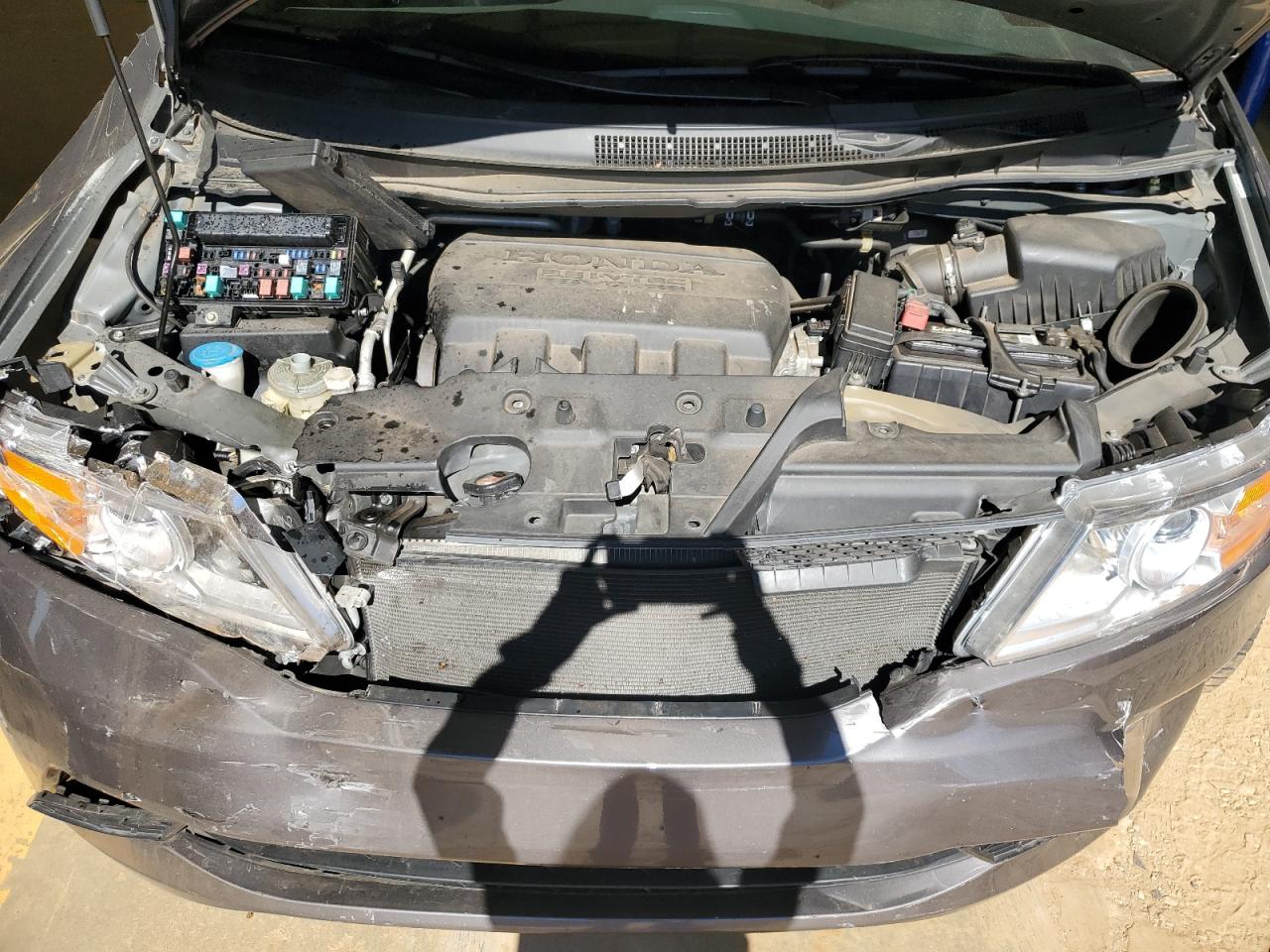2011 Honda Odyssey VIN 5FNRL5H65BB073163 Copart auction photo, front end damage thumbnail 13