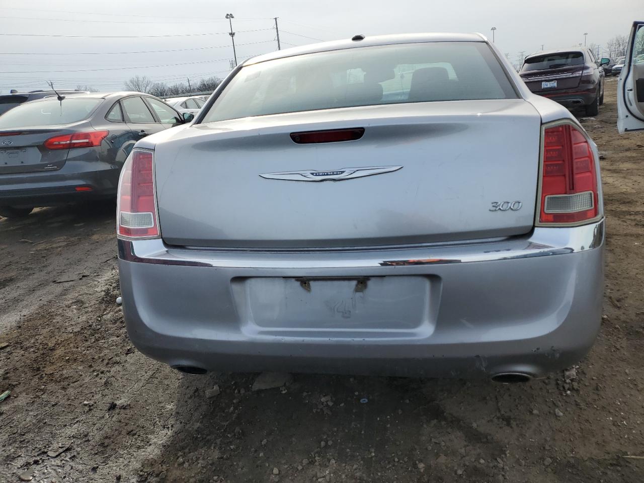 2011 Chrysler 300 VIN 2C3CA5CG7BH533286 Copart auction photo, front end / side damage thumbnail 6