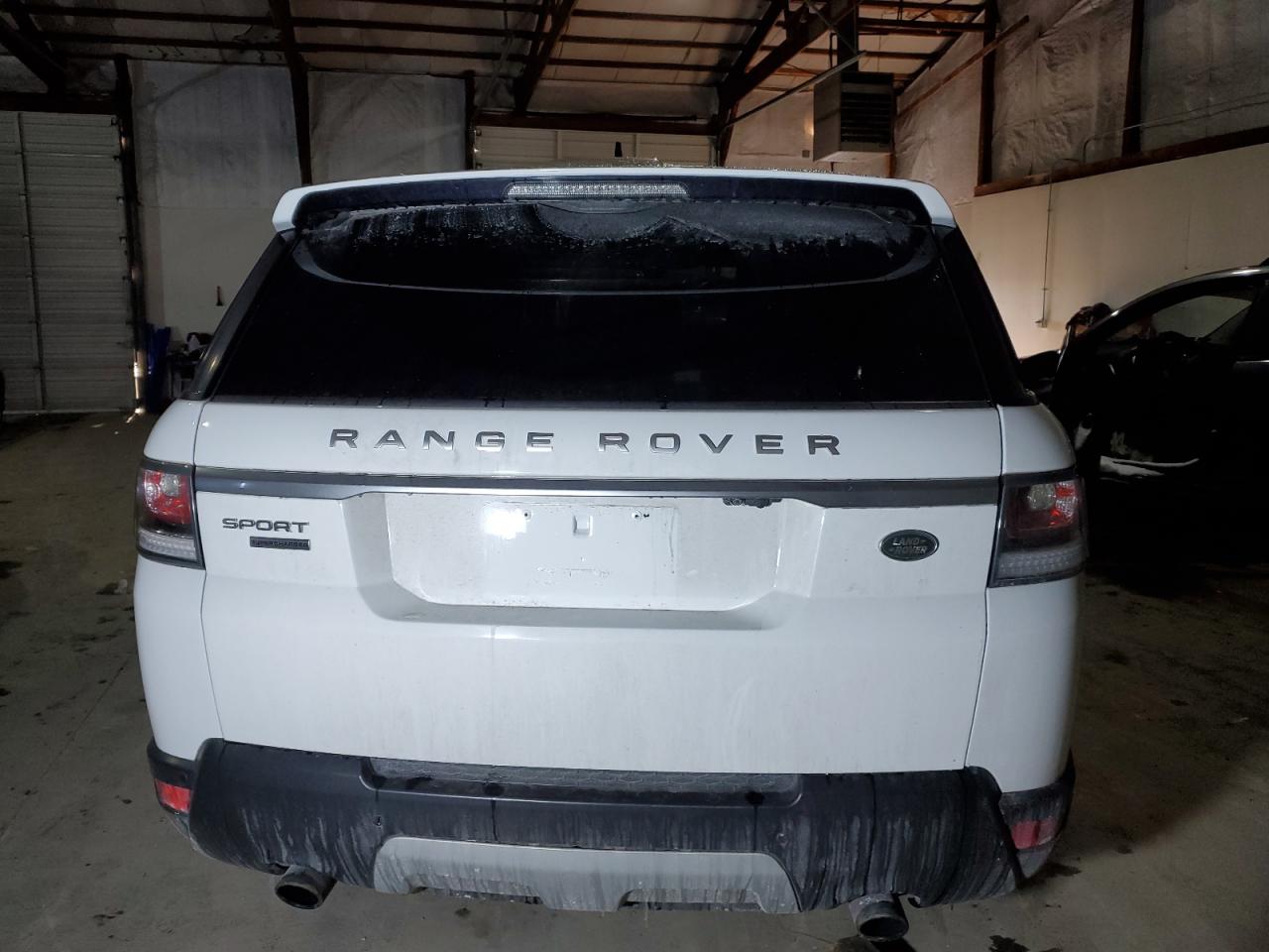 2015 Land Rover Range Rover VIN SALWR2TF2FA540604 Copart auction photo, front end / undercarriage damage thumbnail 6