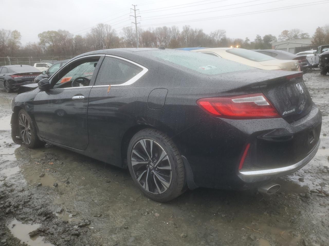 2017 Honda Accord VIN 1HGCT2B98HA003988 Copart auction photo, front end / side damage thumbnail 2