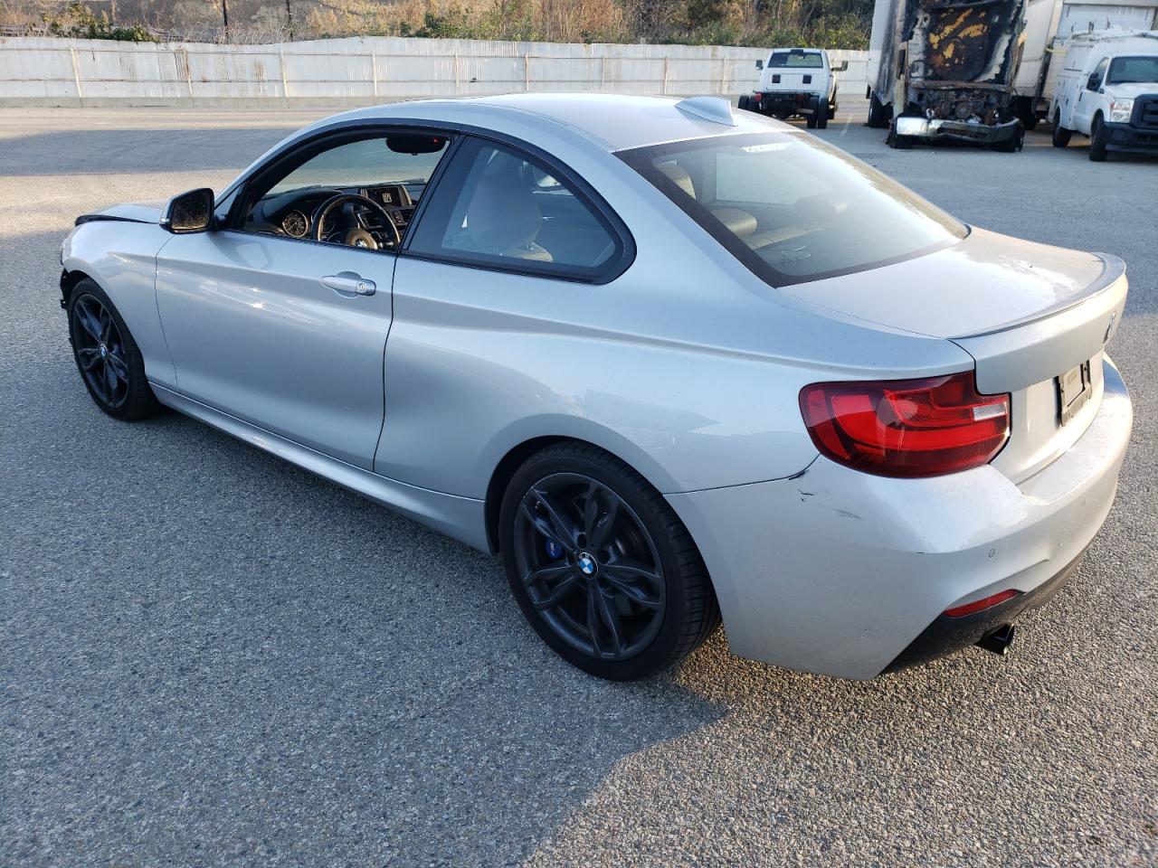 2016 BMW M2 VIN WBA1J7C58GV360015 Copart auction photo, front end damage thumbnail 2