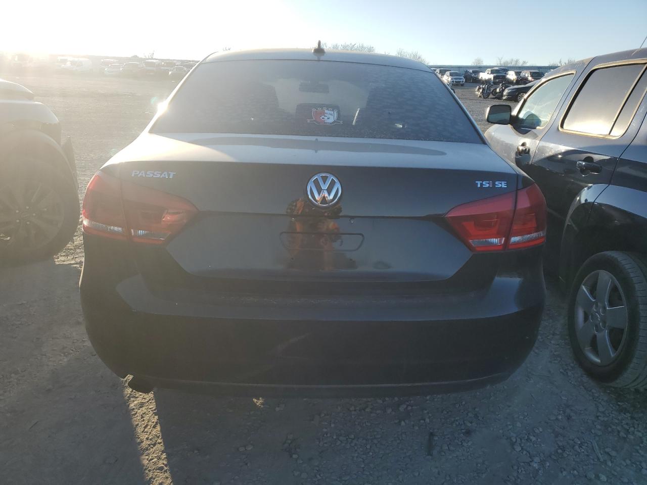 2015 Volkswagen Passat VIN 1VWBT7A34FC066105 Copart auction photo, front end damage thumbnail 6