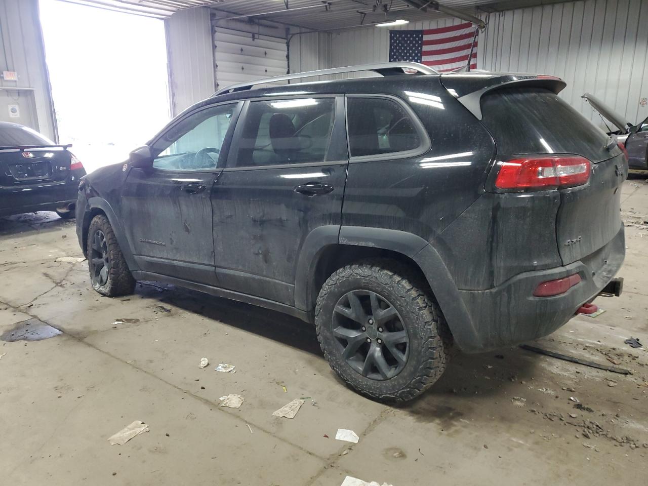 2017 Jeep Cherokee VIN 1C4PJMBS6HW622774 Copart auction photo, front end damage thumbnail 2