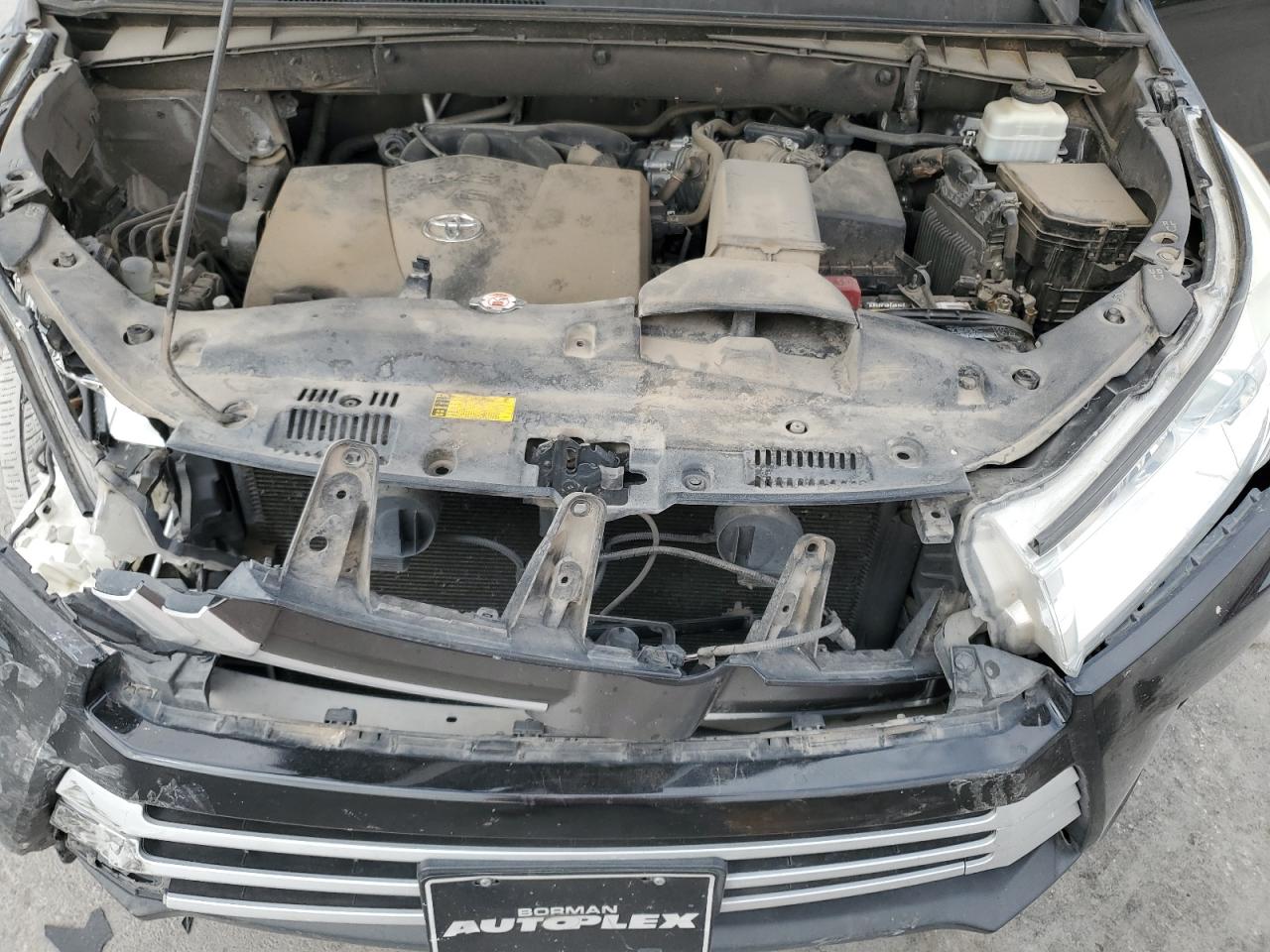 2018 Toyota Highlander VIN 5TDZZRFH2JS288696 Copart auction photo, front end damage thumbnail 12
