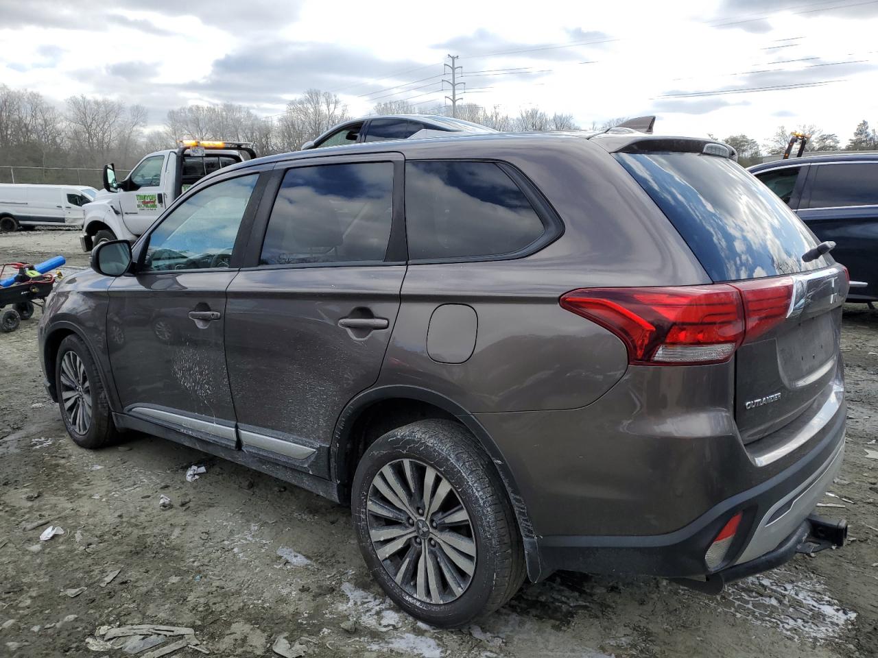 2020 Mitsubishi Outlander VIN JA4AZ3A3XLZ004409 Copart auction photo, side / front end damage thumbnail 2