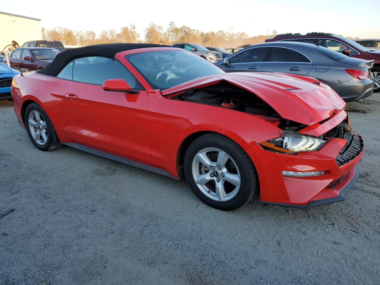 2019 Ford Mustang VIN 1FATP8UH5K5159003 Copart auction photo, front end damage thumbnail 4