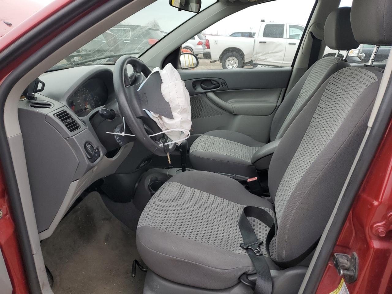 2005 Ford Focus VIN 1FAFP34N85W312235 Copart auction photo, front end / mechanical damage thumbnail 7