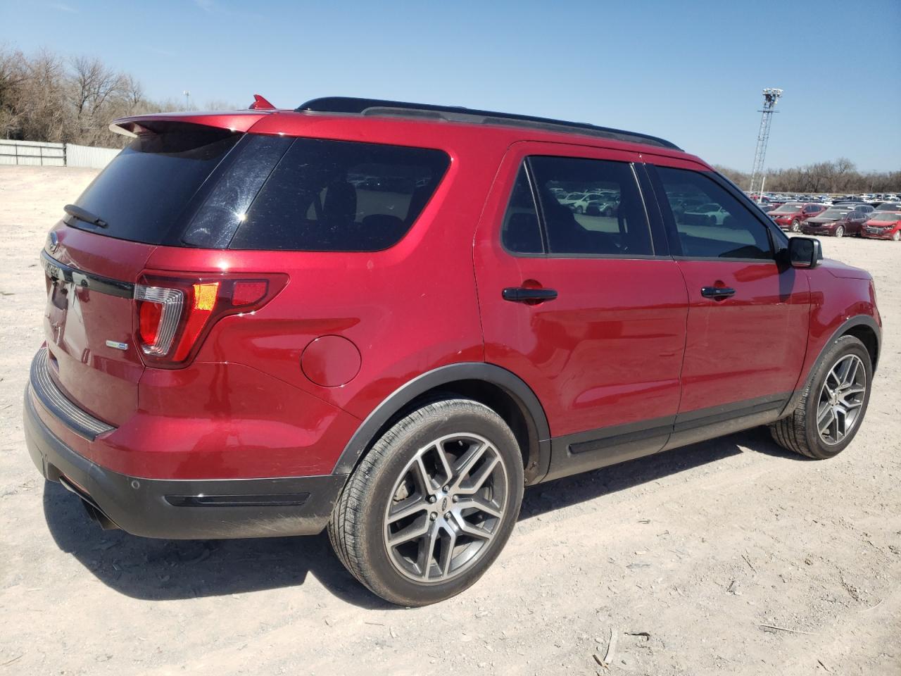 2018 Ford Explorer VIN 1FM5K8GT2JGB55300 Copart auction photo, hail / minor dent/scratches damage thumbnail 3