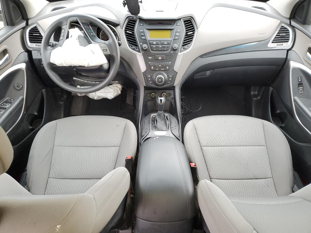 2016 Hyundai Santa Fe VIN 5XYZTDLB0GG377533 Copart auction photo, front end / side damage thumbnail 8
