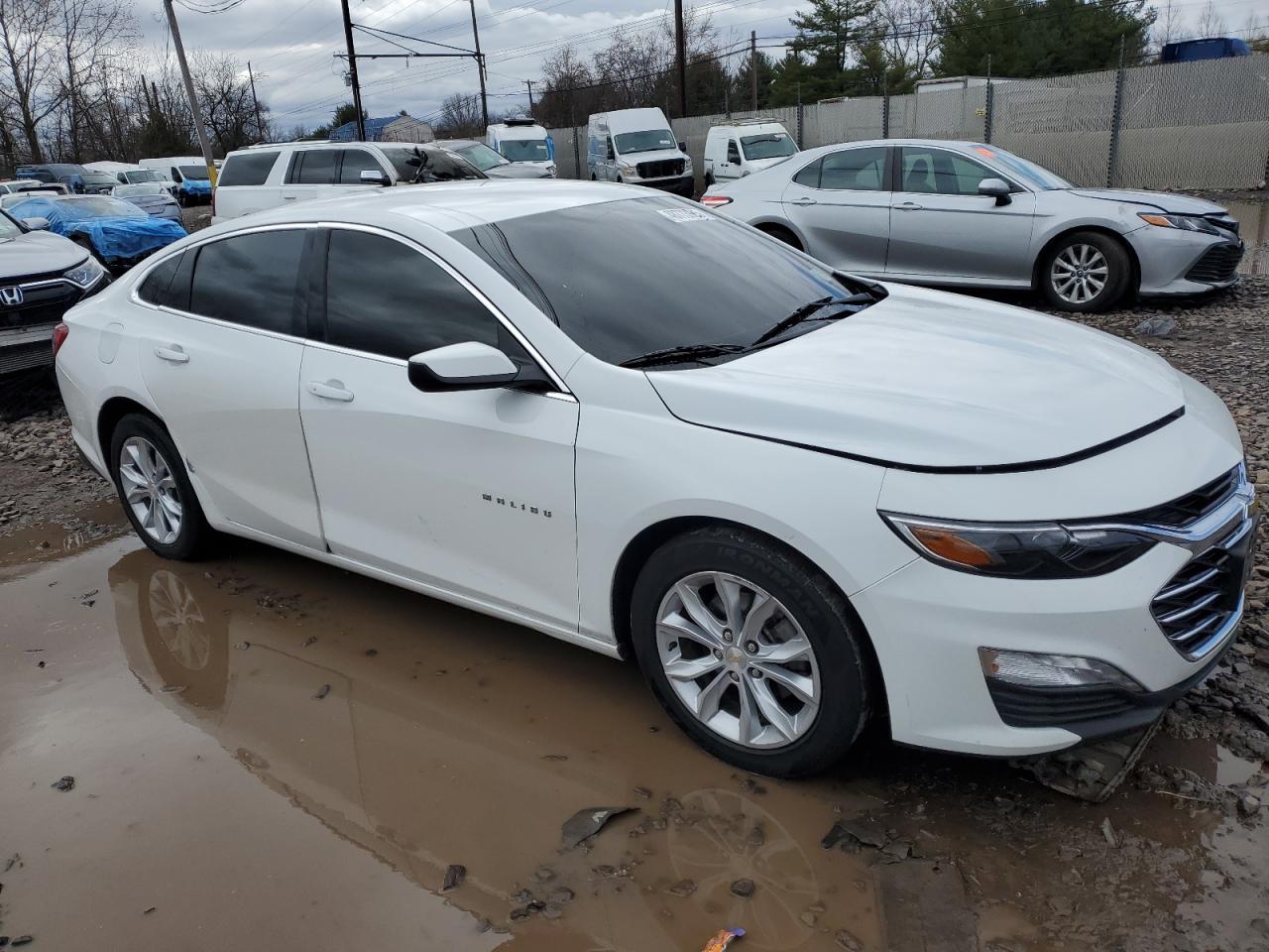 2022 Chevrolet Malibu VIN 1G1ZD5ST7NF181868 Copart auction photo, side damage thumbnail 4