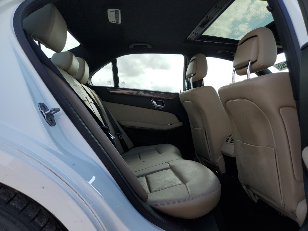 2013 Mercedes-Benz E-klasse VIN WDDHF5KB3DA770213 Copart auction photo, normal wear / minor dent/scratches damage thumbnail 10