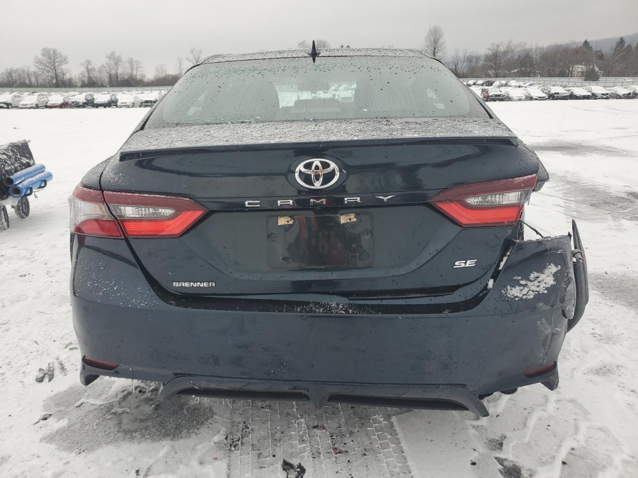 2021 Toyota Camry VIN 4T1G11AK0MU593533 Copart auction photo, front end / rear end damage thumbnail 6