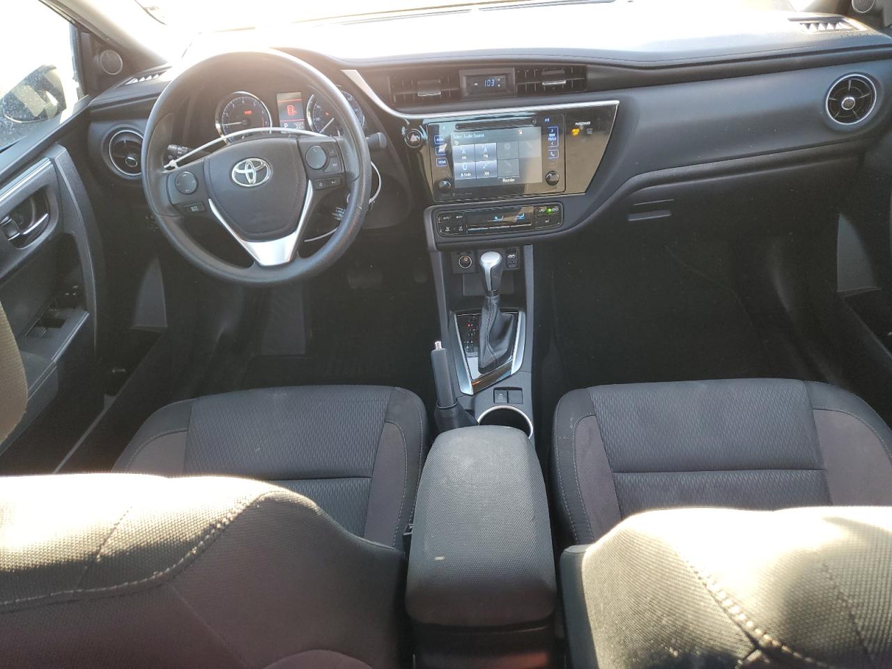 2017 Toyota Corolla VIN 2T1BURHE2HC821524 Copart auction photo, minor dent/scratches damage thumbnail 8