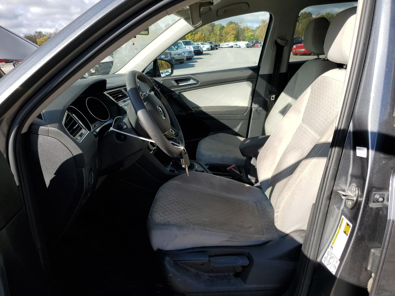 2018 Volkswagen Tiguan VIN 3VV0B7AX6JM067278 Copart auction photo, front end damage thumbnail 7
