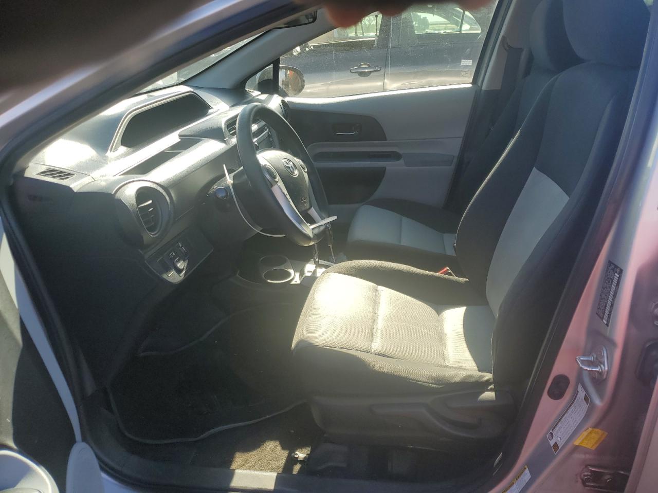 2013 Toyota Prius VIN JTDKDTB32D1557210 Copart auction photo, minor dent/scratches damage thumbnail 7