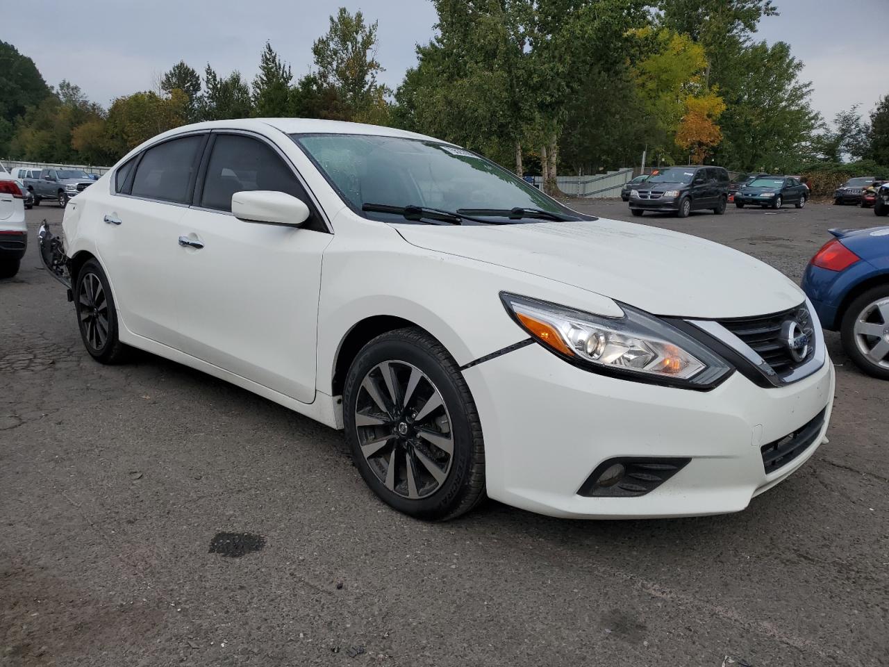 2018 Nissan Altima VIN 1N4AL3AP8JC245417 Copart auction photo, rear end / front end damage thumbnail 4