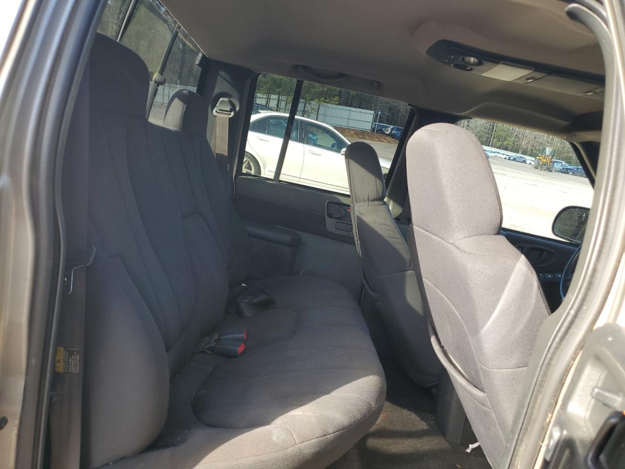 2003 Chevrolet S-10 Pickup VIN 1GCDT13X33K174368 Copart auction photo, rear end / frame damage damage thumbnail 11