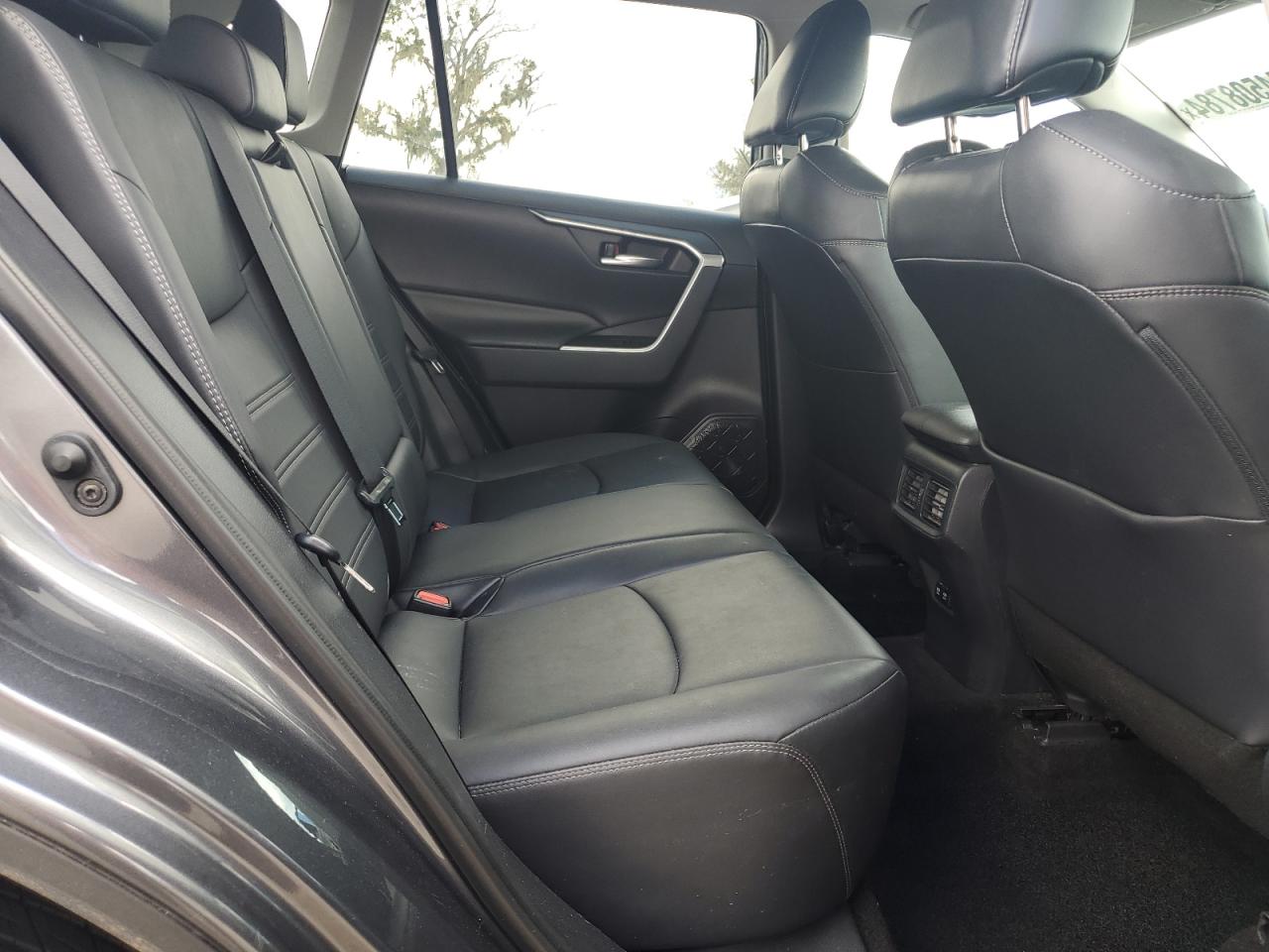 2019 Toyota RAV 4 VIN 2T3A1RFV7KC031173 Copart auction photo, water/flood damage thumbnail 10